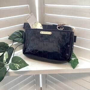 MICHEAL KORS PATENT LEATHER BLACK BELT BAG NEW